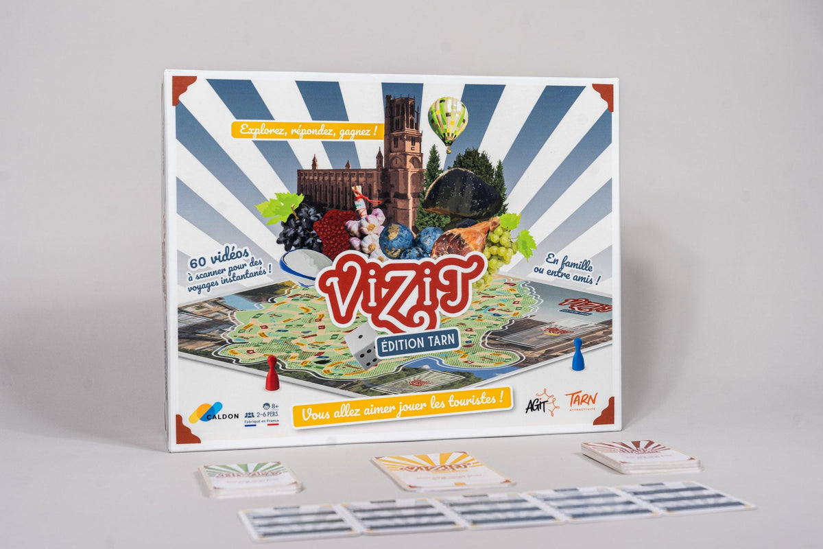 La boîte Vizit et les trois paquets de cartes : Lieux, Vizit et Hasard